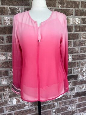 Beautiful Soft Surroundings 2 piece top.